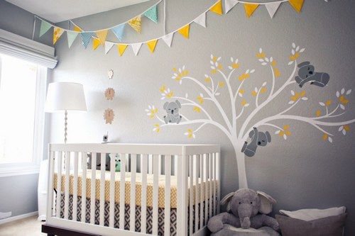 chambre bébé grise et jaune